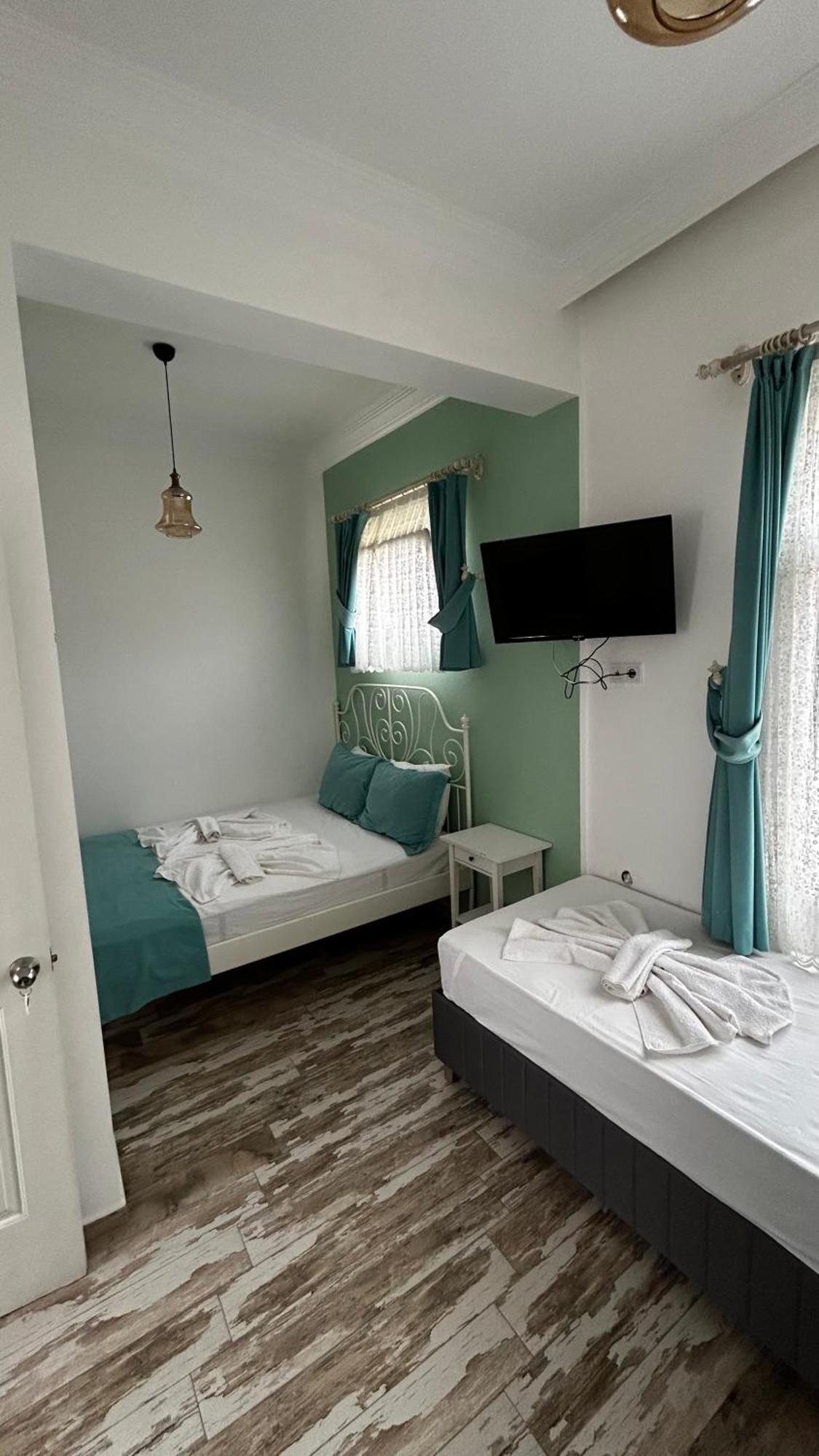 Maydanoz Otel Foça Luaran gambar