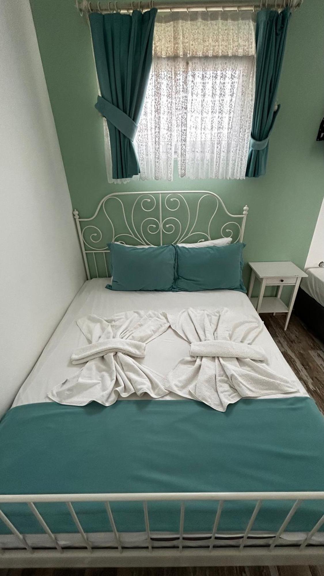 Maydanoz Otel Foça Luaran gambar